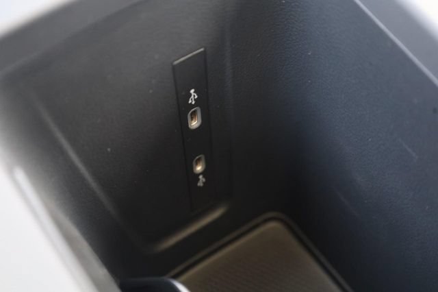 New 2026 Volkswagen Tiguan SE AWD/4WD image 17