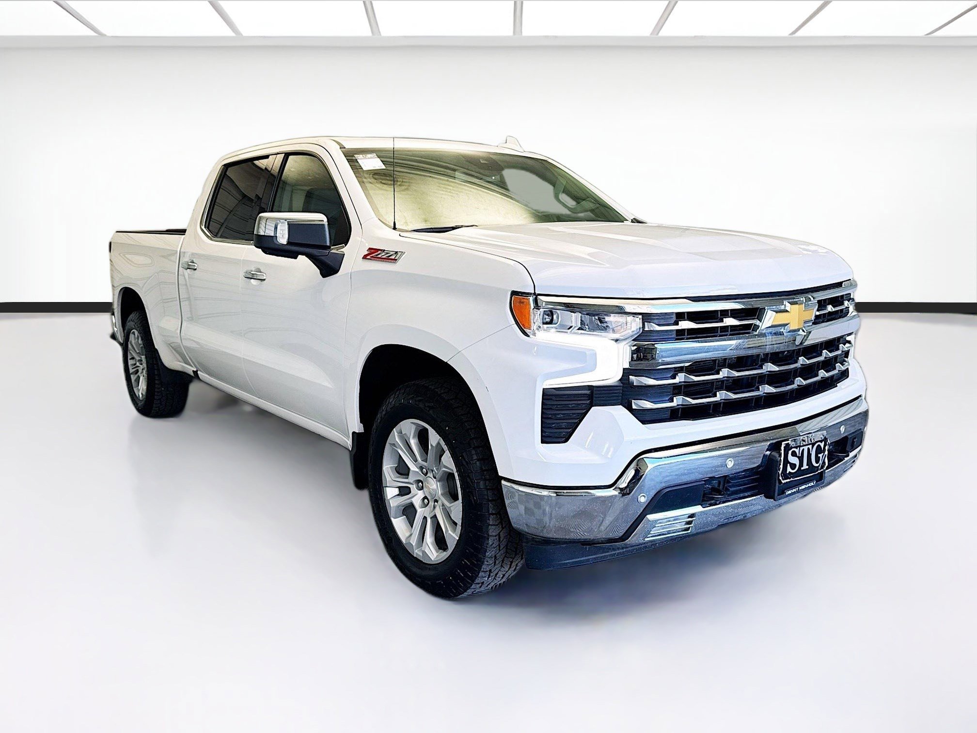 Used 2022 Chevrolet Silverado 1500 LTZ w/ LTZ Convenience Package II image 3