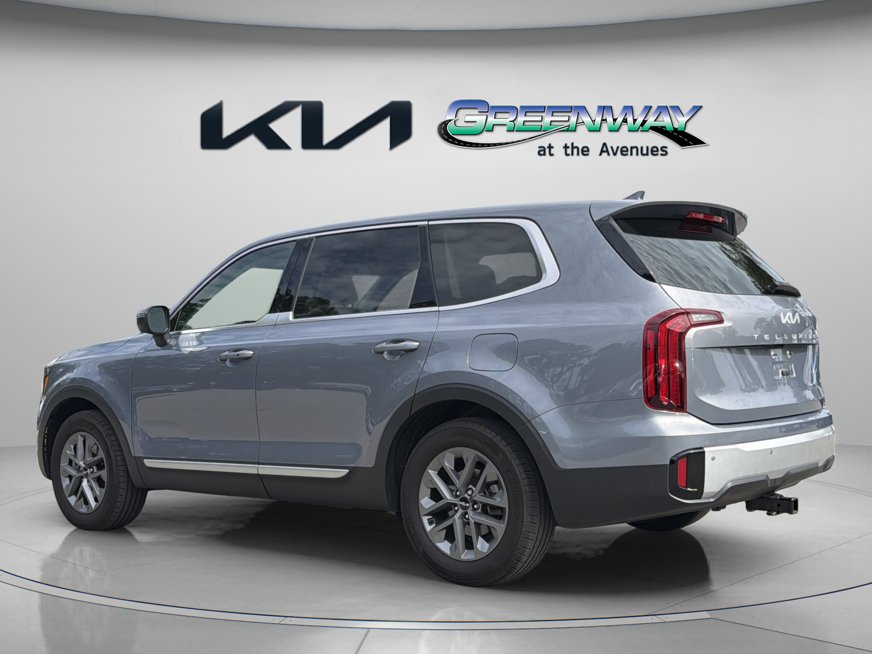 Certified 2024 Kia Telluride LX AWD/4WD image 4