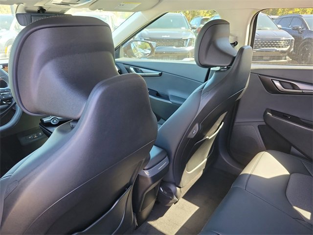 New 2025 Kia EV6 Light w/ Light LR Technology Package image 12
