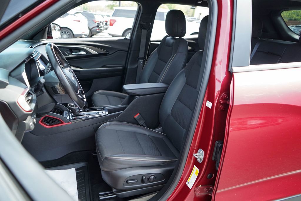 Used 2021 Chevrolet TrailBlazer RS w/ Technology Package image 7