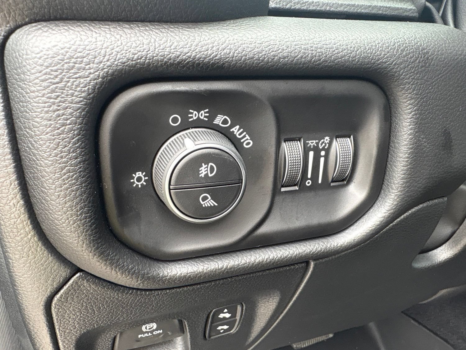 New 2026 RAM 1500 Big Horn AWD/4WD image 12