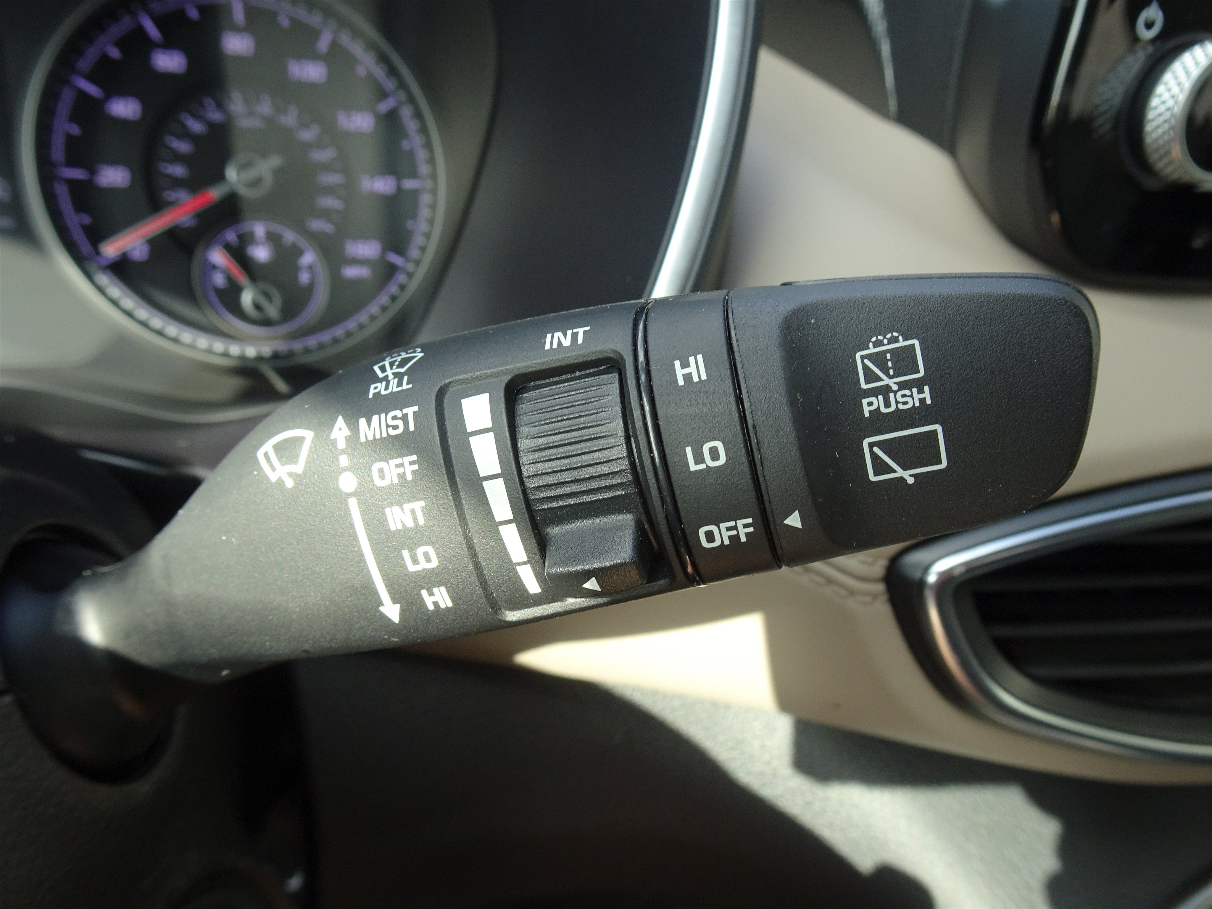 Used 2023 Hyundai Santa Fe SE w/ Cargo Package AWD/4WD image 25