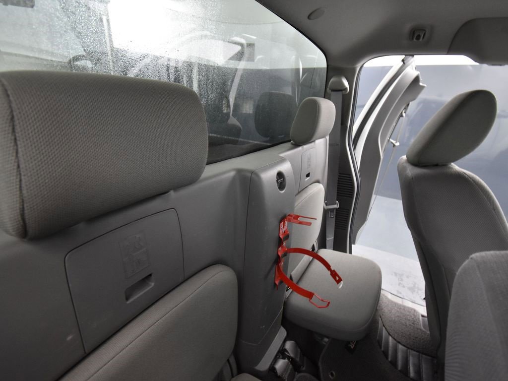 Used 2020 Nissan Frontier S image 18