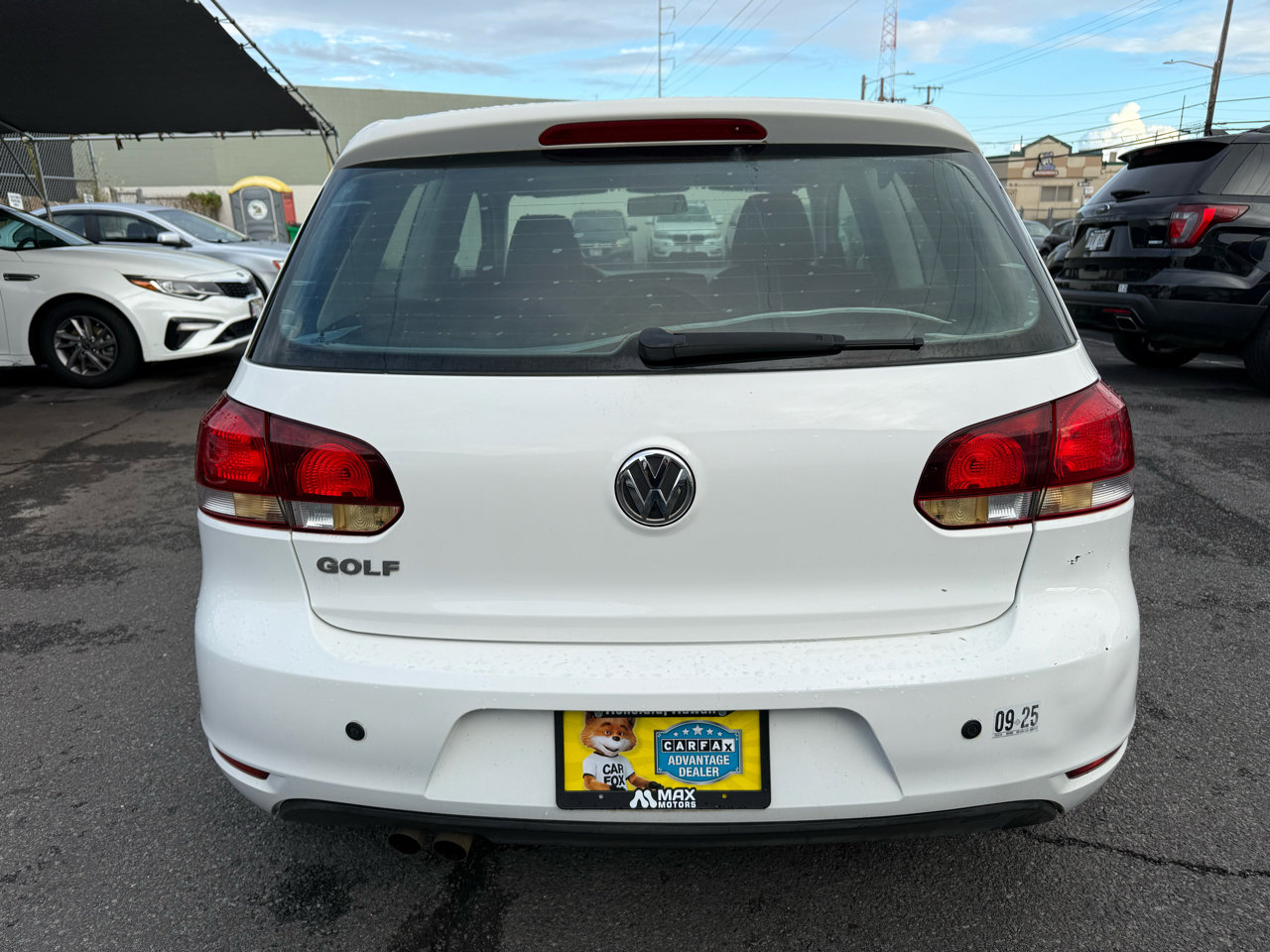 Used 2010 Volkswagen Golf 2-Door image 4