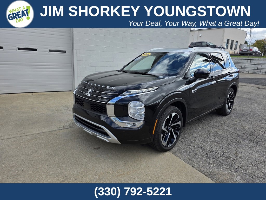 Used 2024 Mitsubishi Outlander SEL image 1