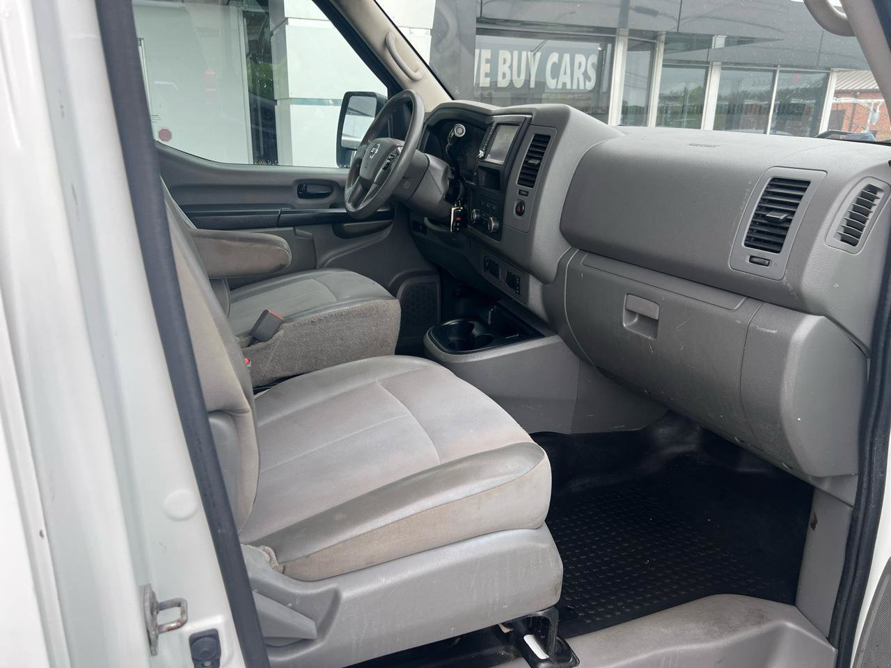 Used 2021 Nissan NV 1500 SV RWD image 9