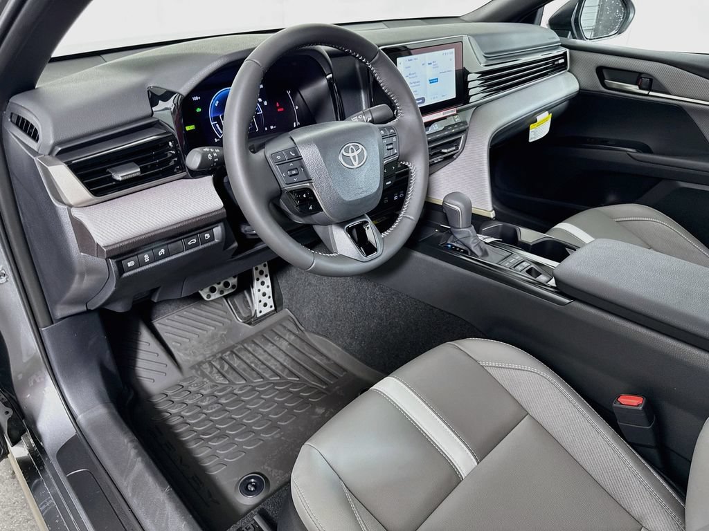 New 2026 Toyota Camry SE FWD image 9