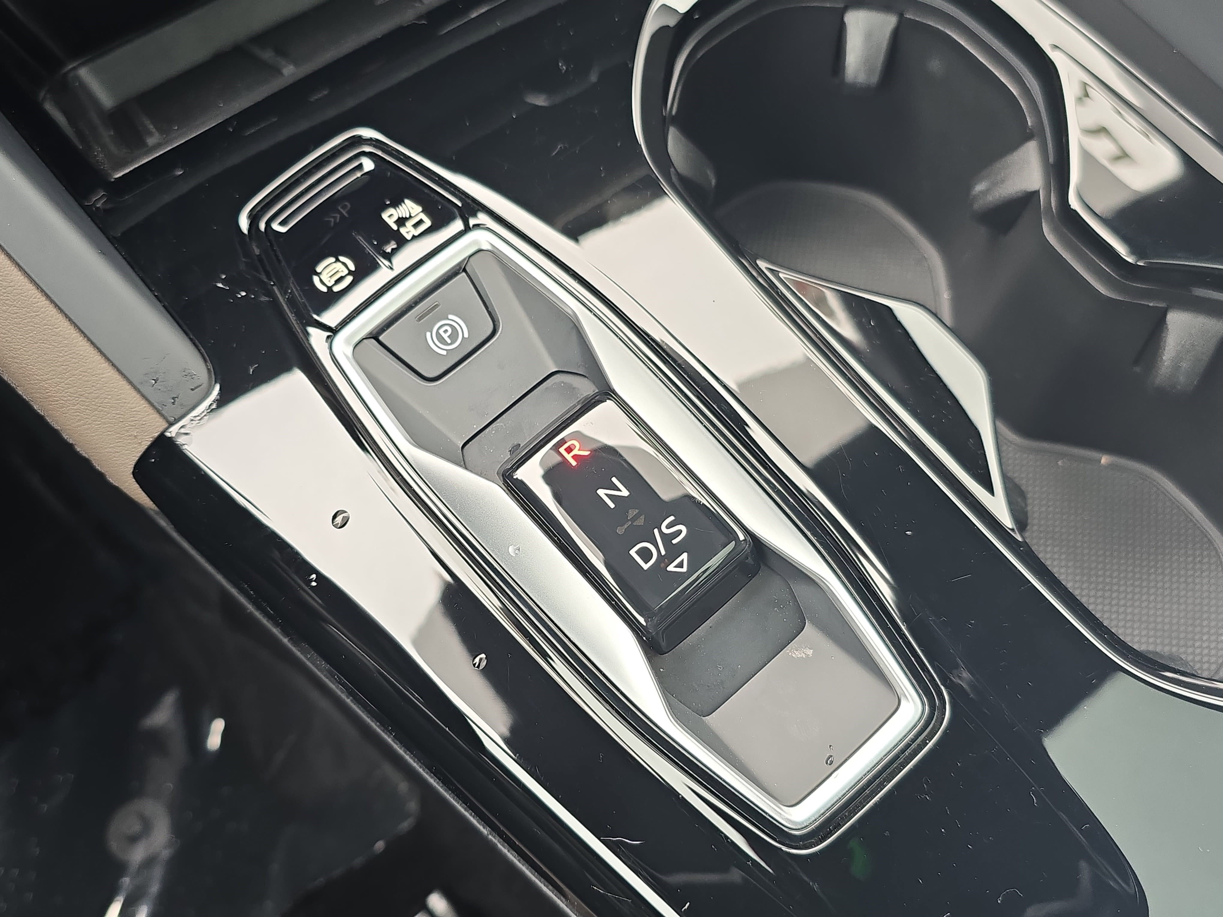 Certified 2025 Audi Q5 Premium w/ Convenience Package image 22