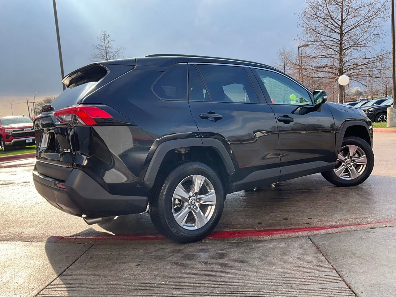 Used 2025 Toyota RAV4 XLE w/ Weather Package image 6