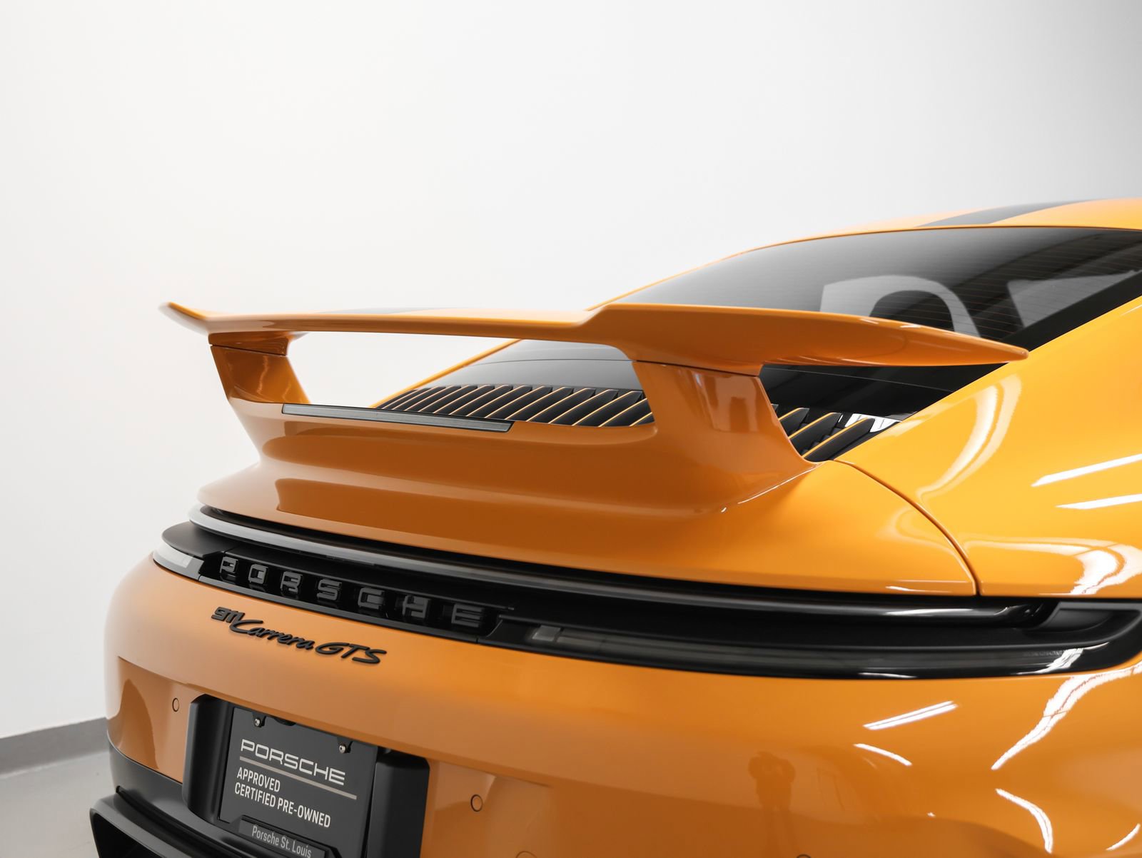 Certified 2025 Porsche 911 Carrera GTS image 15