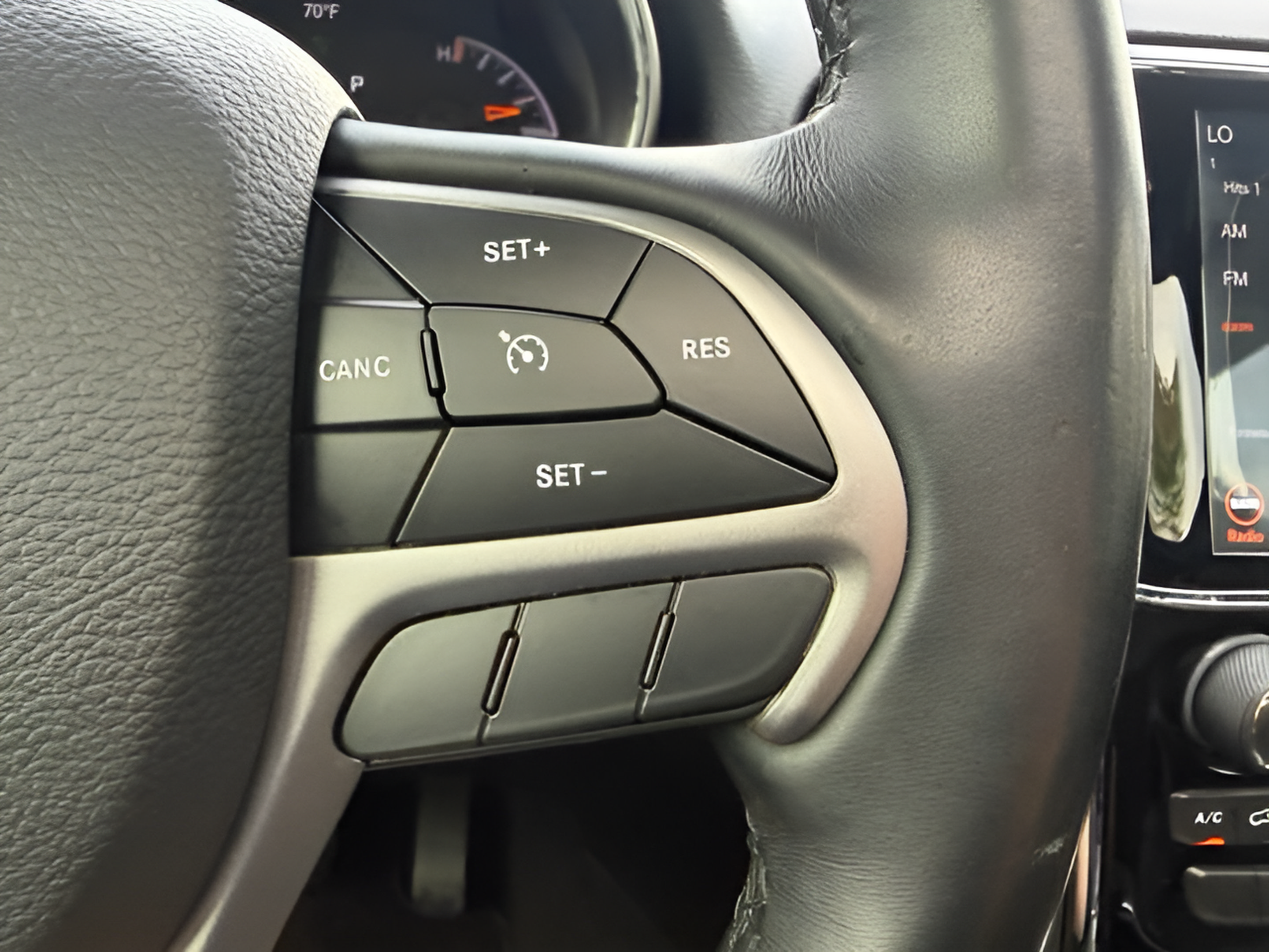 Used 2019 Jeep Grand Cherokee Altitude AWD/4WD image 14