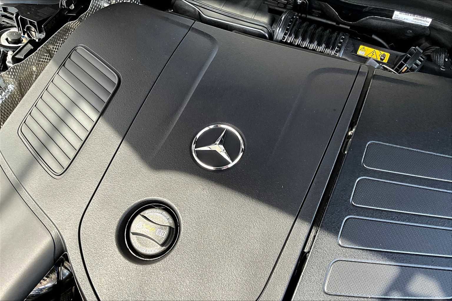 New 2026 Mercedes-Benz GLC 300 image 19