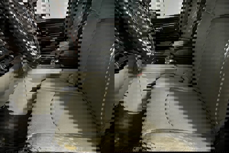 Used 2018 RAM 3500 Laramie Longhorn w/ Longhorn Southfork Package image 19