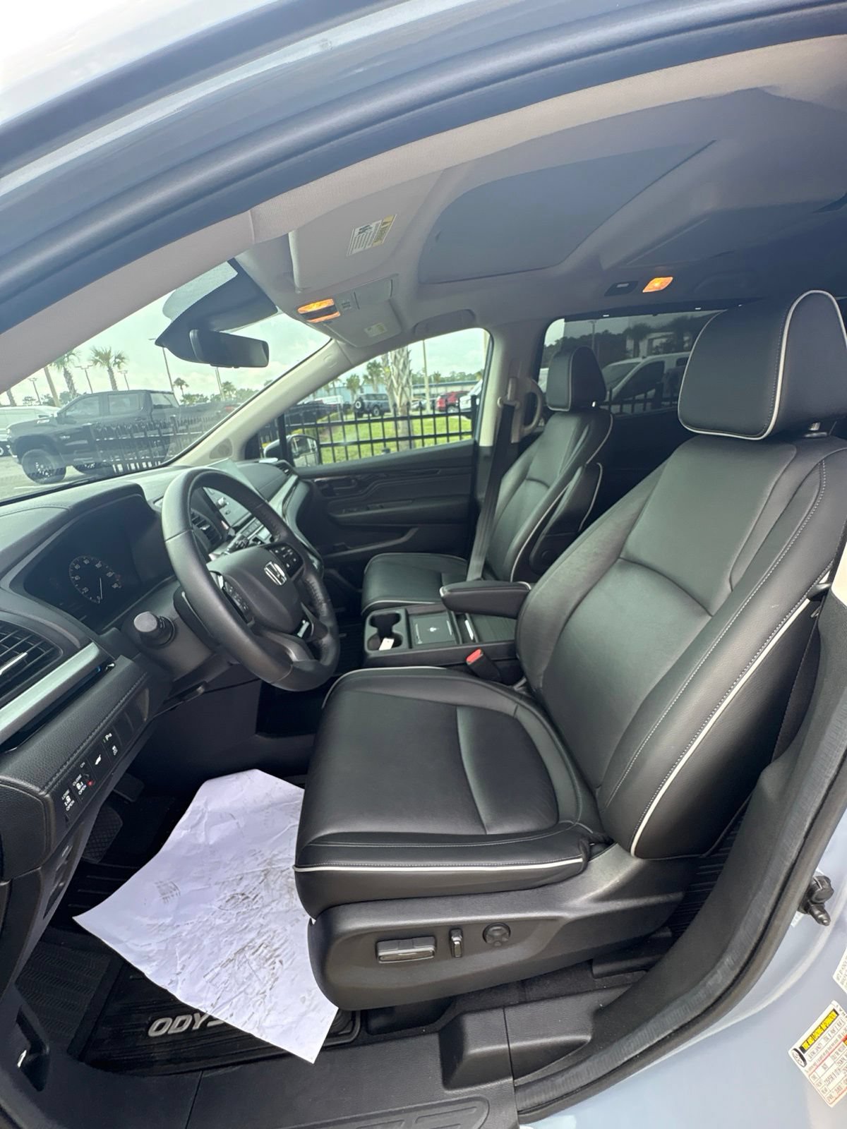Used 2025 Honda Odyssey Touring image 19