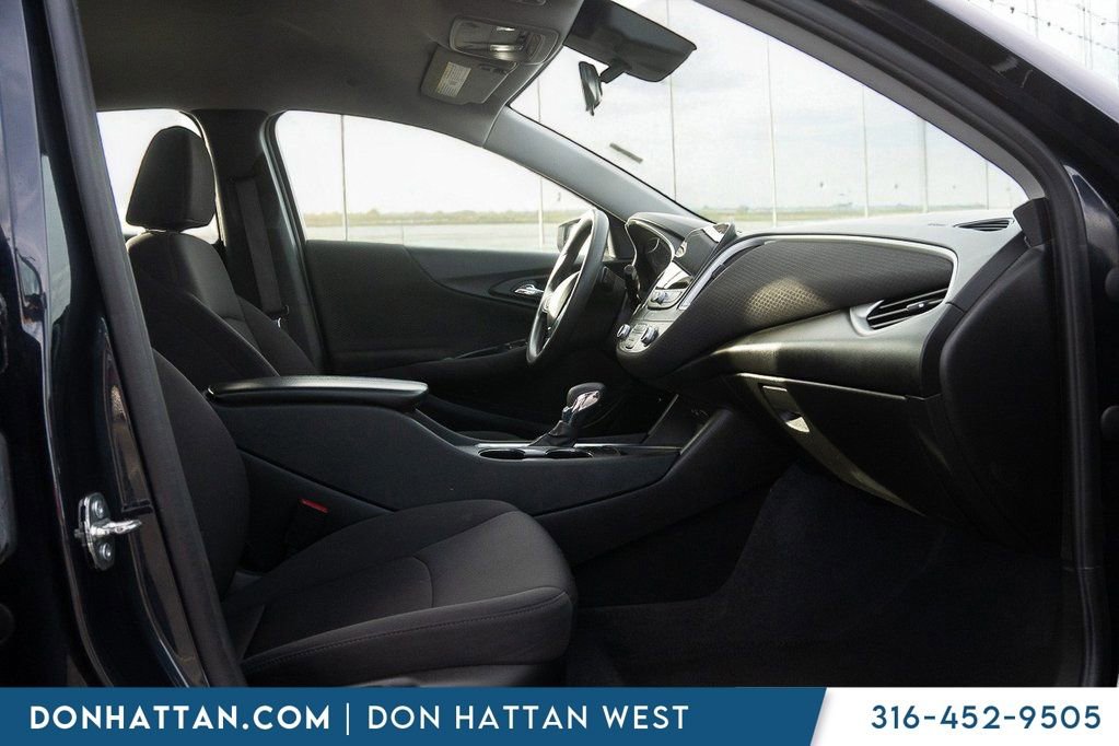 Used 2023 Chevrolet Malibu LT image 23