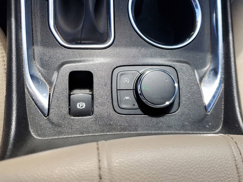 Used 2023 Chevrolet Traverse LS AWD/4WD image 27
