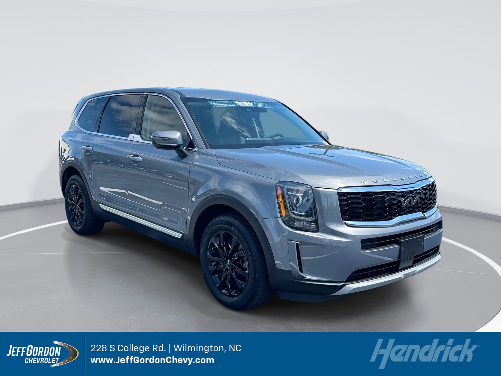 Used 2022 Kia Telluride LX AWD/4WD image 1