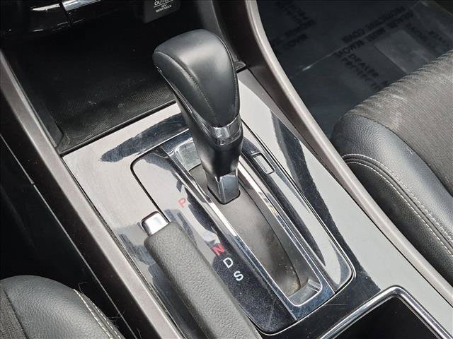 Used 2016 Honda Accord Sport image 12