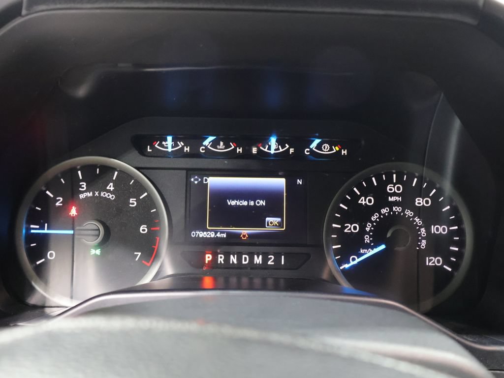 Used 2017 Ford F150 XLT w/ Equipment Group 302A Luxury AWD/4WD image 39