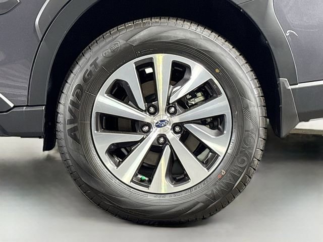 New 2025 Subaru Outback Premium image 30