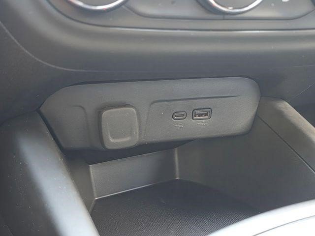 Certified 2024 Chevrolet Trax RS w/ Driver Confidence Package image 25