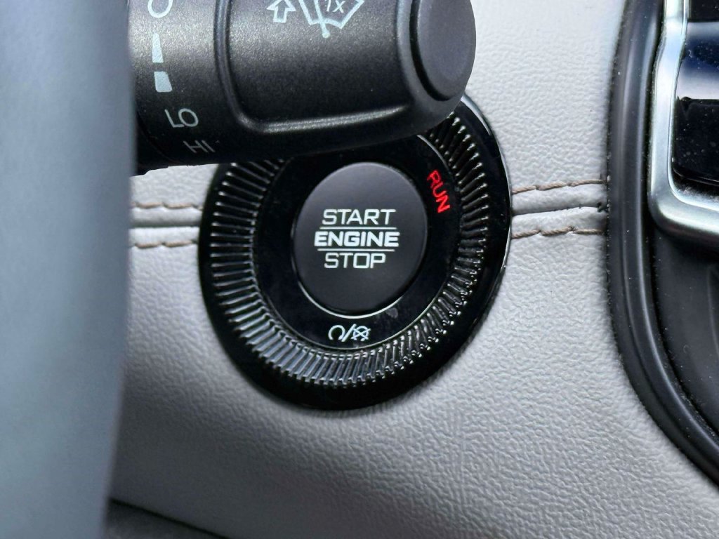 Used 2024 Jeep Compass Limited AWD/4WD image 25