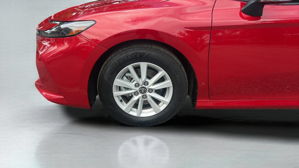 Used 2026 Toyota Camry LE FWD image 25