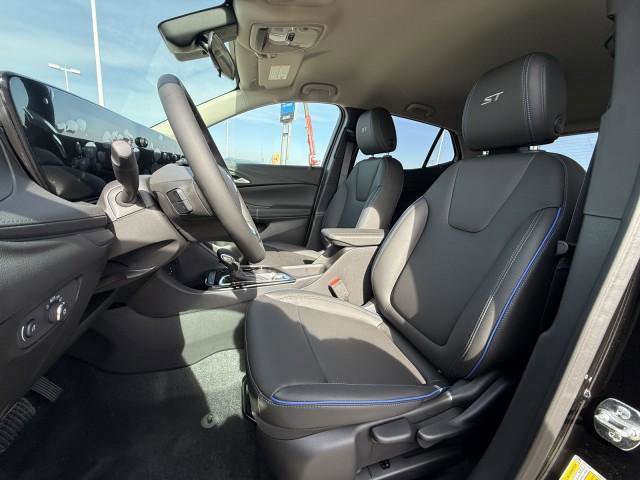 New 2026 Buick Encore GX Sport Touring image 17