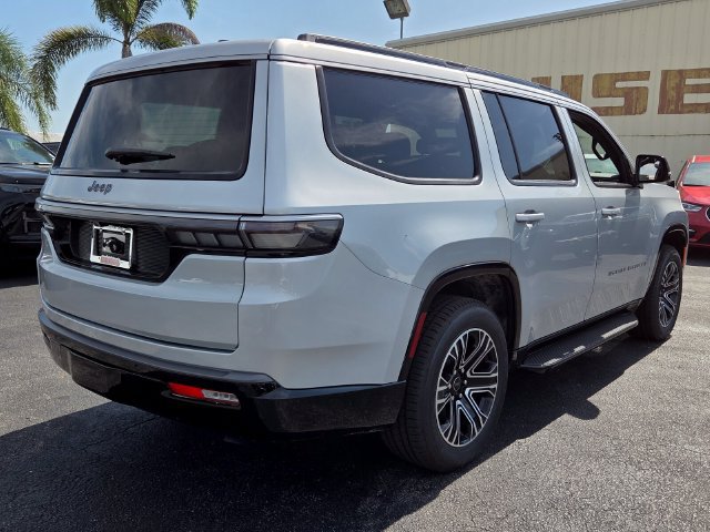 New 2026 Jeep Grand Wagoneer 2WD w/ Premium Group I image 3