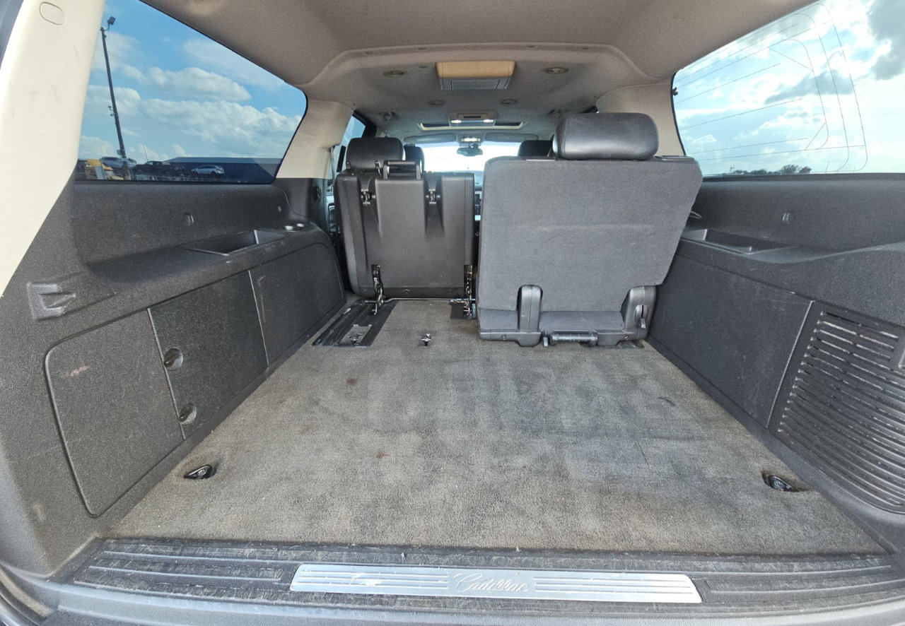 Used 2007 Cadillac Escalade ESV AWD w/ Information Package image 16