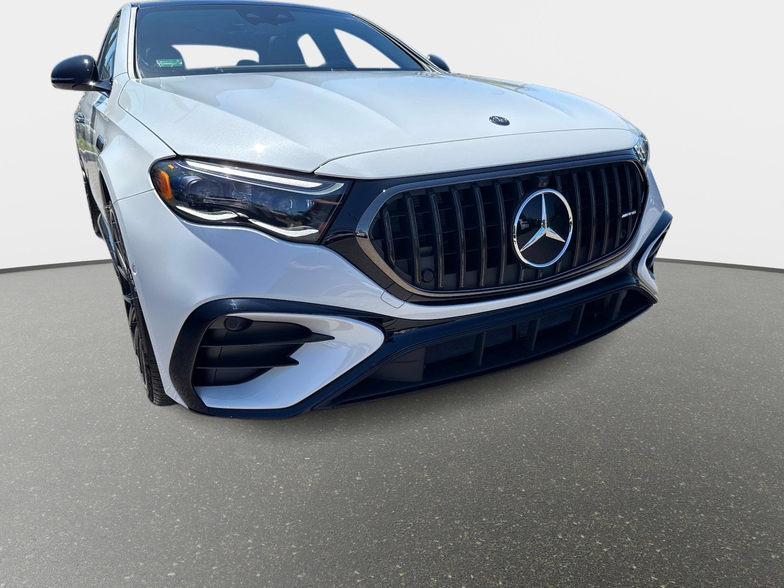 New 2026 Mercedes-Benz E 53 AMG e 4MATIC Sedan image 8
