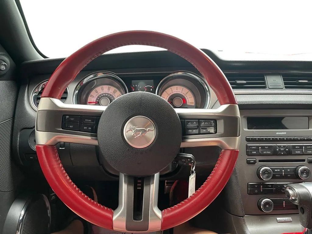 Used 2010 Ford Mustang GT Premium RWD image 19
