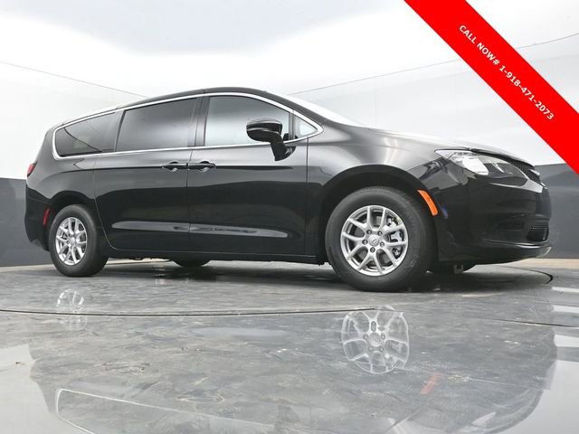 New 2026 Chrysler Voyager LX image 42