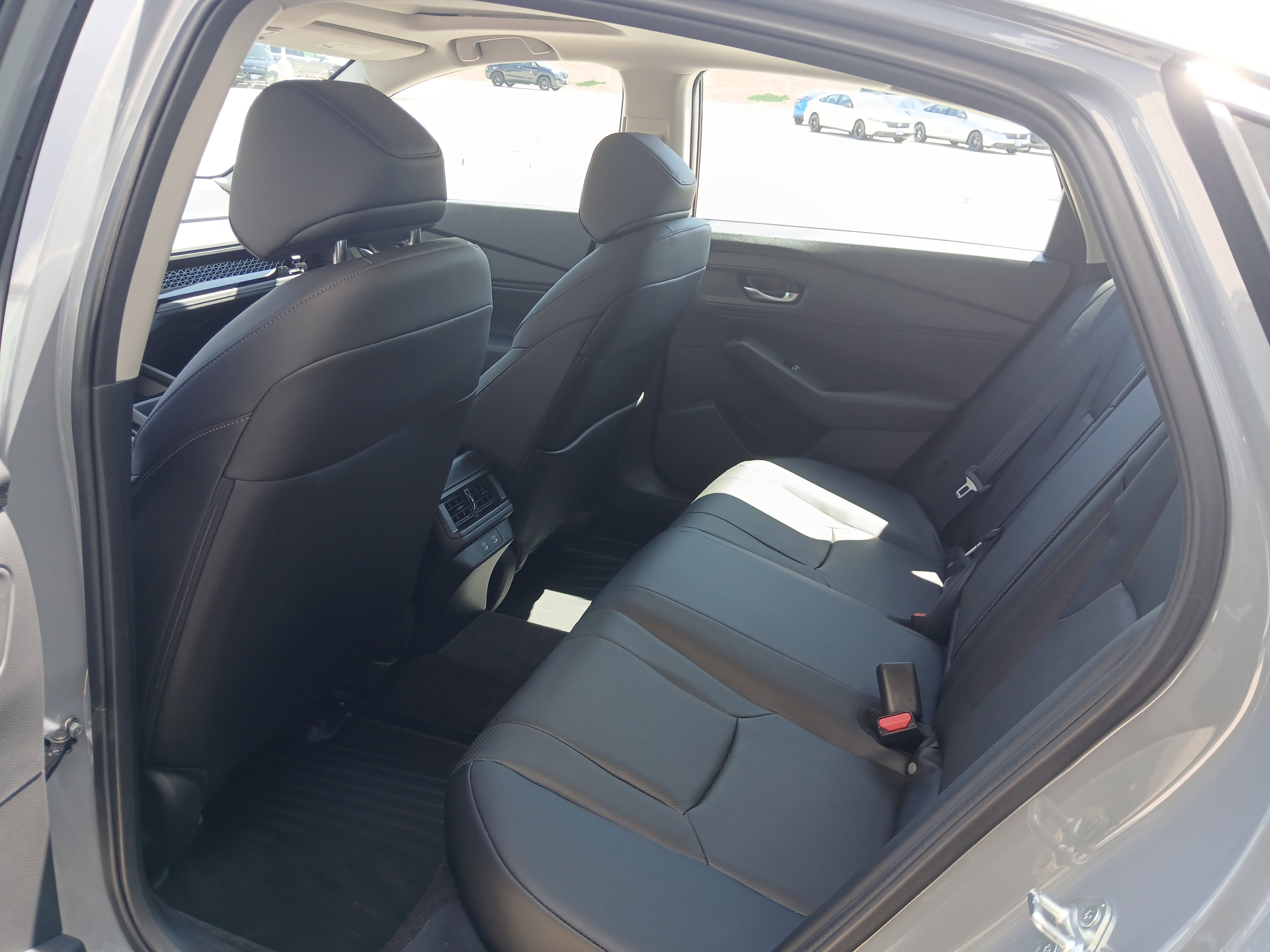 Used 2025 Honda Accord EX-L image 10