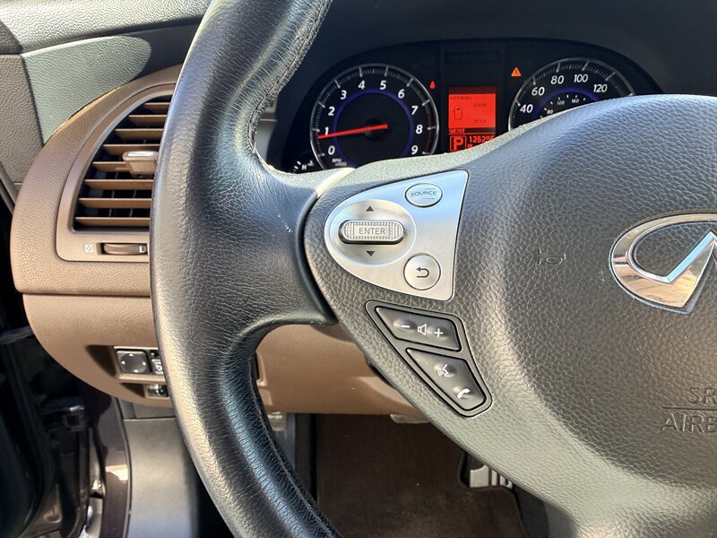 Used 2011 INFINITI FX35 AWD w/ Premium Pkg image 13