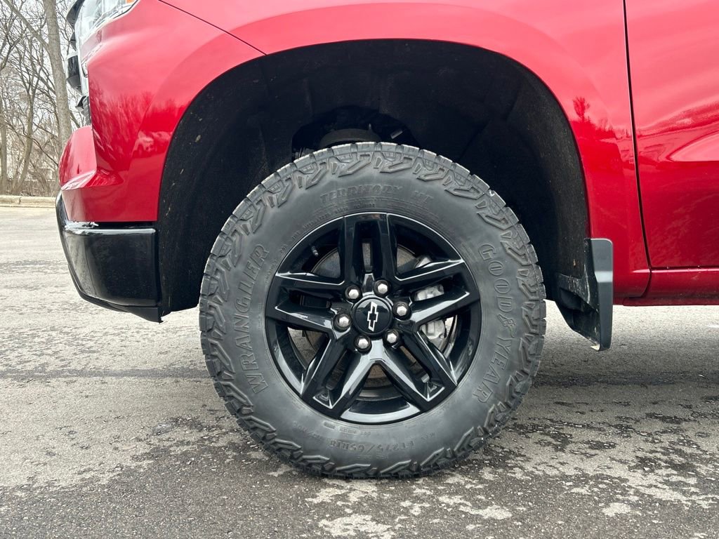 Used 2023 Chevrolet Silverado 1500 LT Trail Boss w/ Protection Package image 10