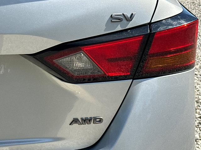 Used 2024 Nissan Altima 2.5 SV AWD/4WD image 13