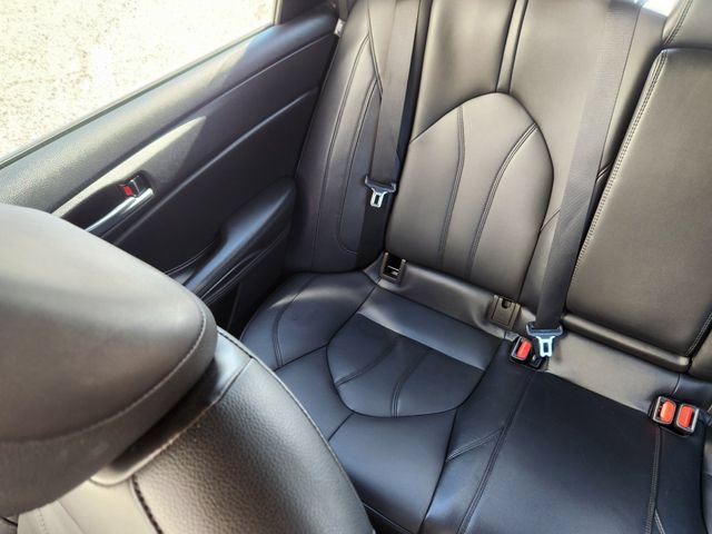 Used 2022 Toyota Avalon XLE FWD image 15