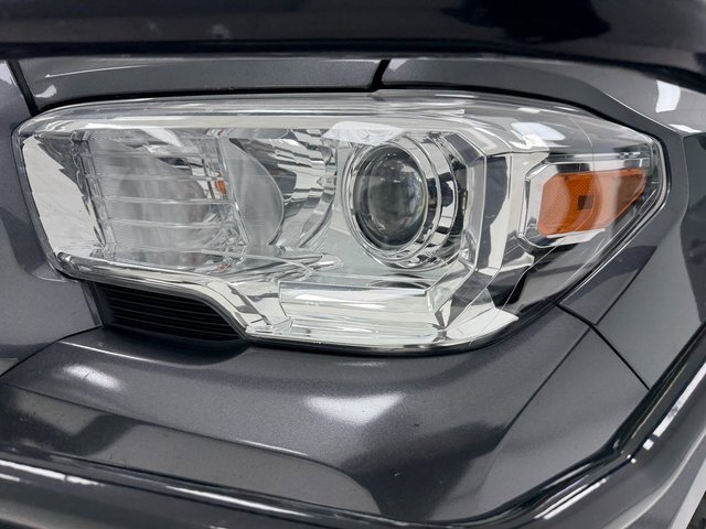 Used 2021 Toyota Tacoma SR5 image 6