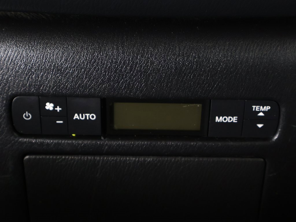 Used 2021 Nissan Armada SV w/ SV Appearance Package image 58