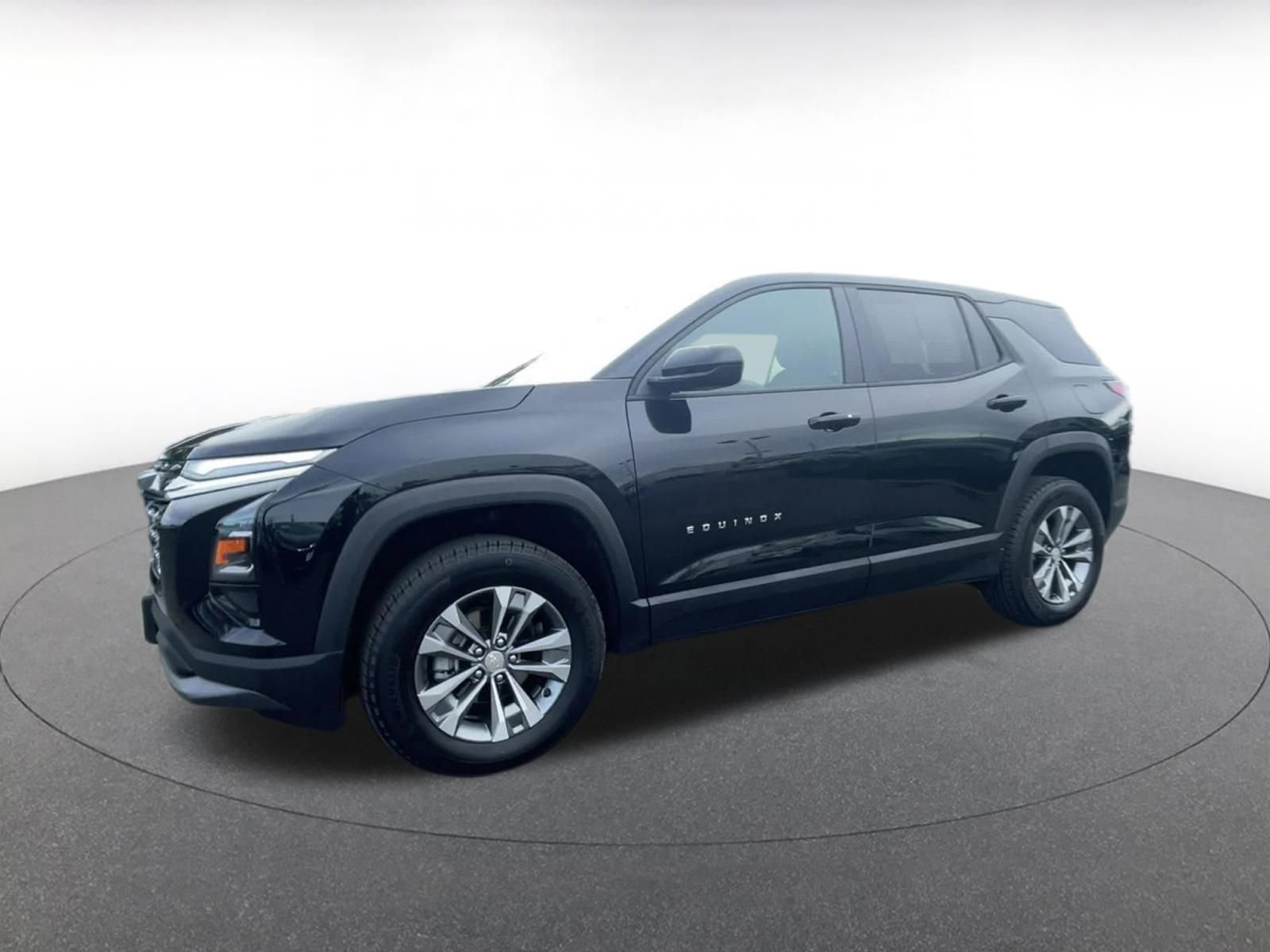 Used 2025 Chevrolet Equinox LT image 8