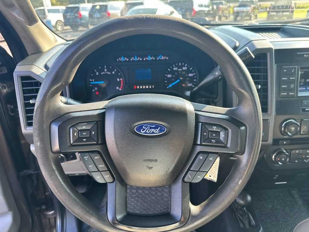 Used 2017 Ford F550 4x4 Regular Cab Super Duty image 11