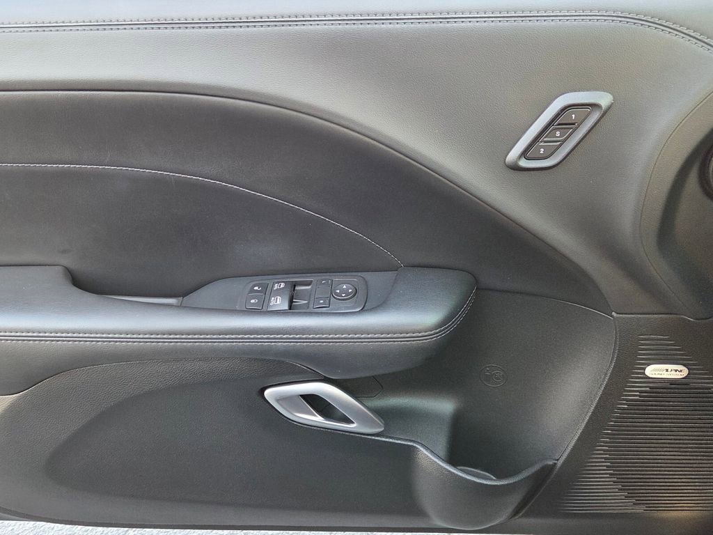 Used 2023 Dodge Challenger R/T w/ Plus Package image 23