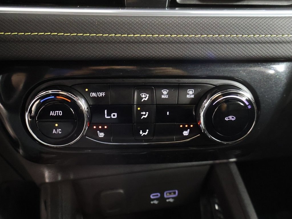 Used 2024 Chevrolet TrailBlazer ACTIV w/ Convenience Package AWD/4WD image 46