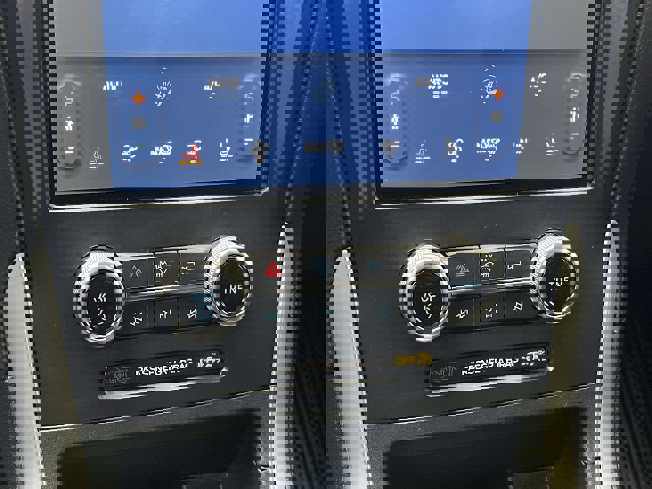 Used 2023 Ford Edge SEL w/ Convenience Package image 21