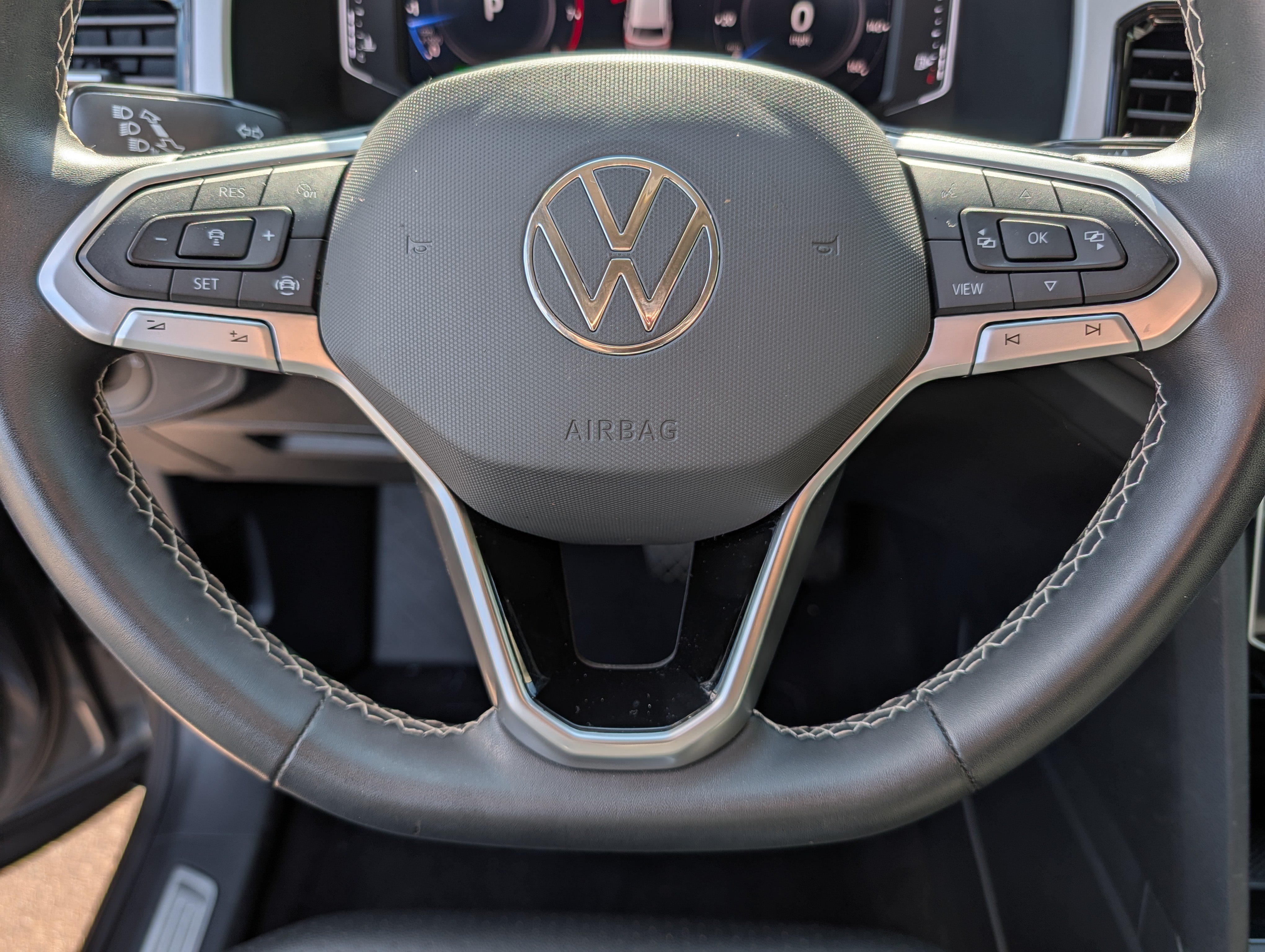 Certified 2023 Volkswagen Atlas SE w/ Black Wheel Package AWD/4WD image 26