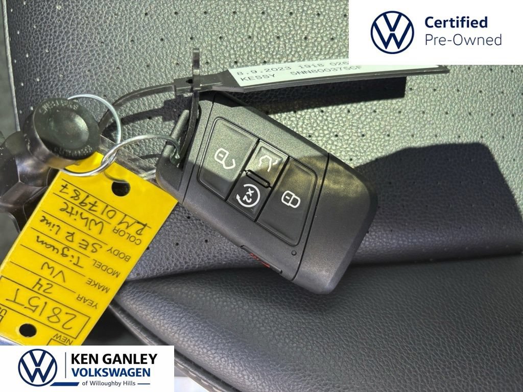 Certified 2024 Volkswagen Tiguan SE R-Line AWD/4WD image 29