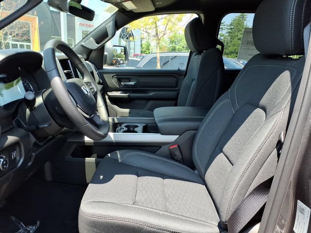 New 2026 RAM 1500 Express AWD/4WD image 13