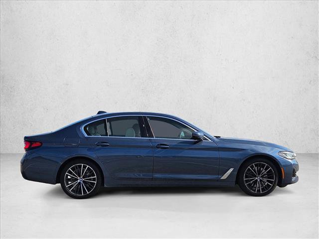 Used 2023 BMW 530i w/ Executive Package RWD image 4